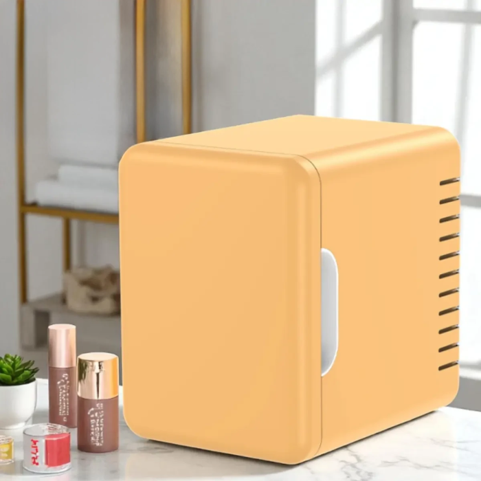 Мини-холодильник на 5 литров с магнитной дверцей и полками Car refrigerator